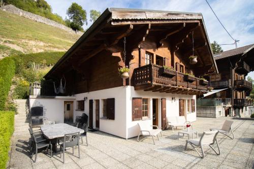 A szálláshely kívülről, Chalet La Pala avec SPA in Val D'Illiez