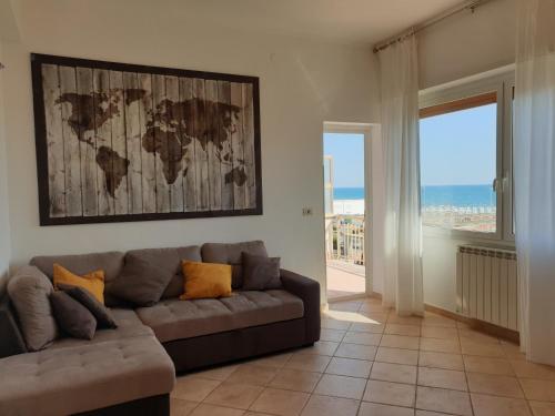 IL MARE DI ROMA APARTMENT