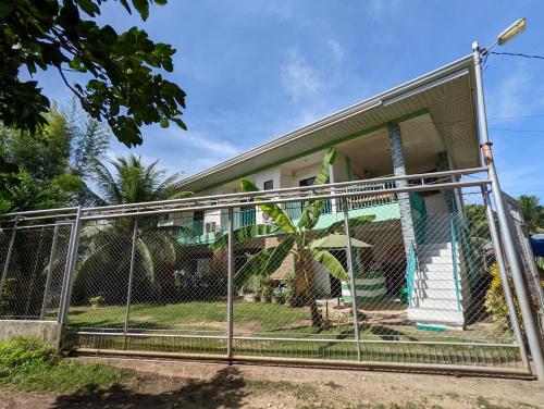 Charlina Inn