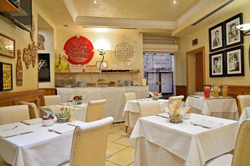 Hotel Homs - image 12