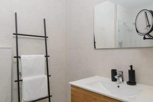 Three-Bedroom Apartment image 10