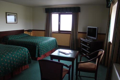 The Weigh Inn Hotel - image 4