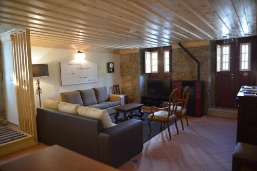 sala de TV, Casa Cachada in Braga