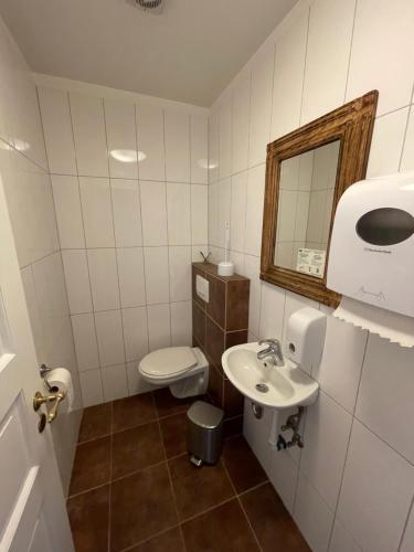Guesthouse Bitra B&B - image 4