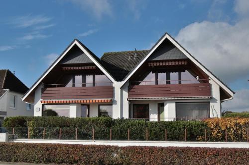 Exterior view, Haus Strandallee 24 Haus Strandallee 24 - Appartement Seemanns Meeresblick in Timmendorfer Strand City Center