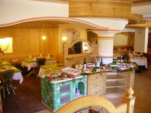 Alpotel Dolomiten - 레스토랑