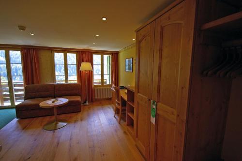 Suite, junior