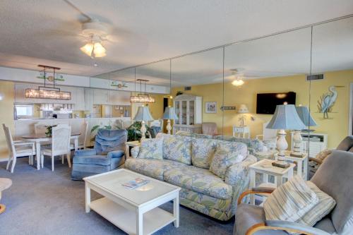 El Matador 456 - Gulf front with beautiful views of the Gulf and pool in Fort Walton Beach, USA
