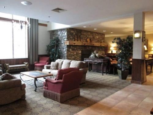 Deluxe Ski On Off 1BR Suite Sleeps 4 on Jiminy Mtn in Hancock (MA)