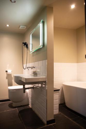 The Green Man Inn - image 3