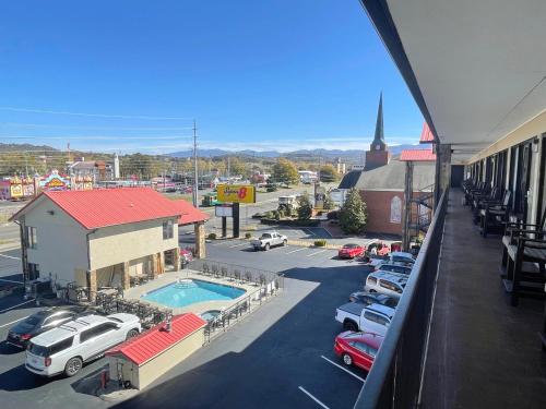 Exterior view, Super 8 by Wyndham Pigeon Forge Downtown in Pigeon Forge (TN)