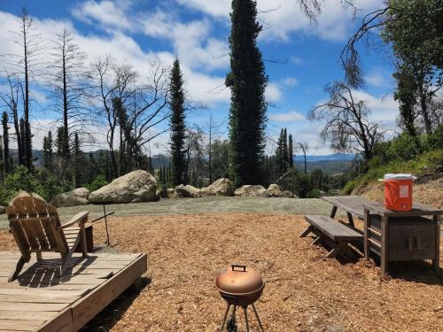 Tentrr Signature Site - Mystic Mountain Redwood Grove Camp - image 9