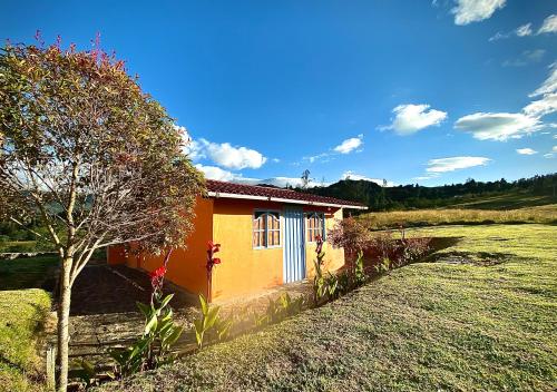 Sidarta, Casa Grande - Bella Casita, Casa Pequeña