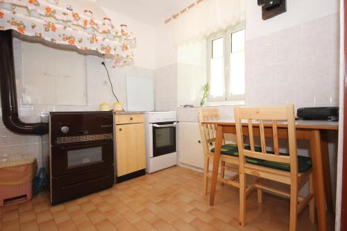 virtuve, Holiday house with WiFi Ustrine, Cres - 8037 in Ustrine