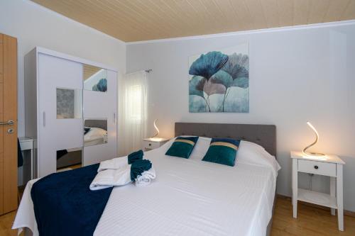 Apartment Mandre 4093b - image 7
