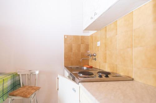 Apartments by the sea Mandre Pag - 4101 - image 12