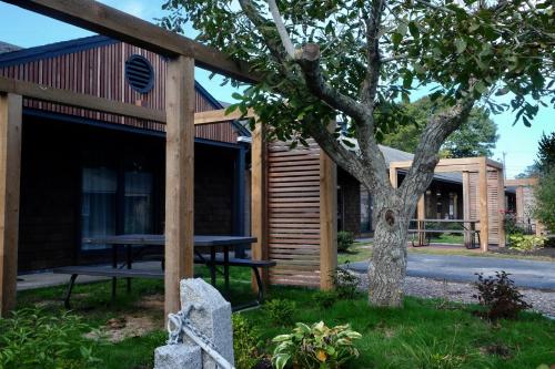 Cape Cod Veranda - image 14