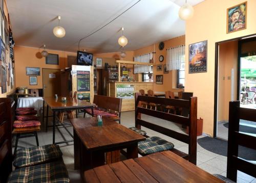 Hotel U Jezírka - image 12
