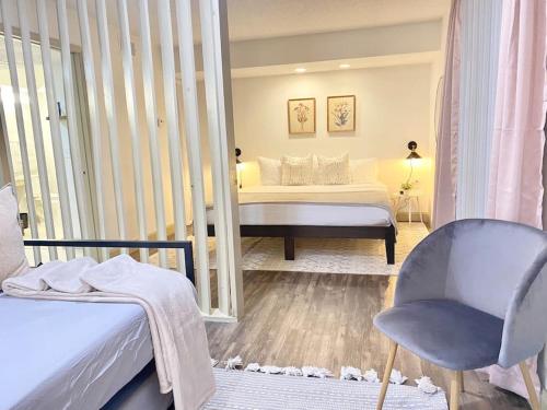 Main Suiteking Bedselfcheckin1stfloornrg in Houston, USA