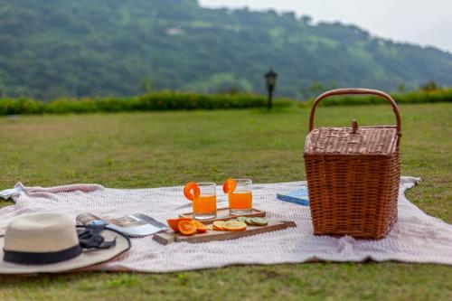 Food and beverages, StayVista's Shivom Villa 12 - A Serene Escape with Views of the Valley and Lake in Lavasa