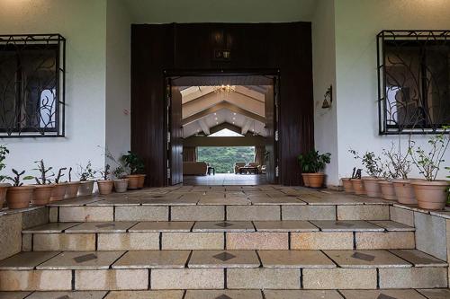 Entrance, StayVista's Shivom Villa 12 - A Serene Escape with Views of the Valley and Lake in Lavasa