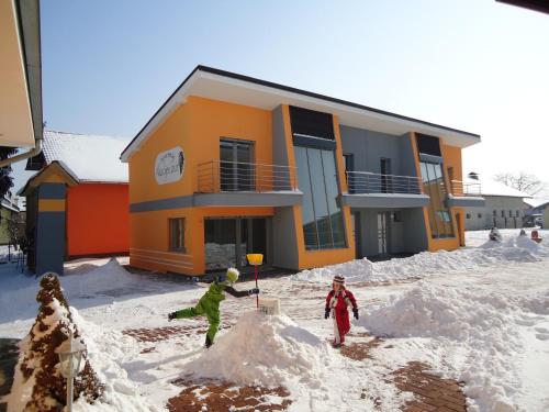 Apartments Akacijev Izvir in Orehova Vas