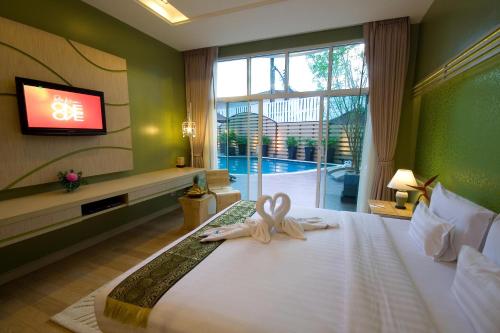 A-Te Chumphon Hotel - SHA Plus