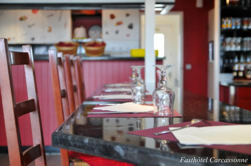 Fasthotel Carcassonne - image 14