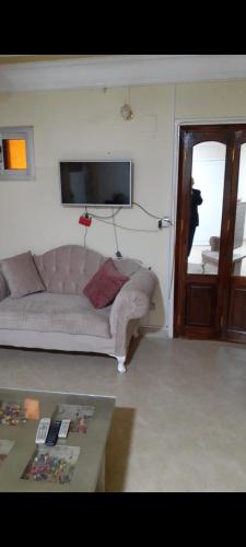 Unique 1 bedroom apartment cairo Manyal island near St George-templom