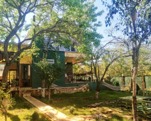 Emili house