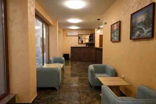 Hotel Leda, Sofia (photo 8)