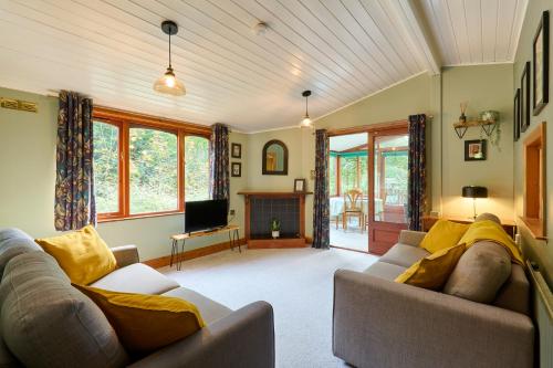 Churchwood Valley - image 11