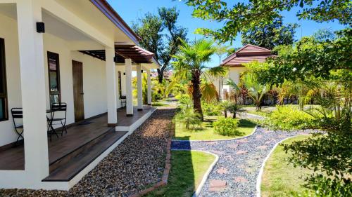 Isan Golf & Adventure Hotel