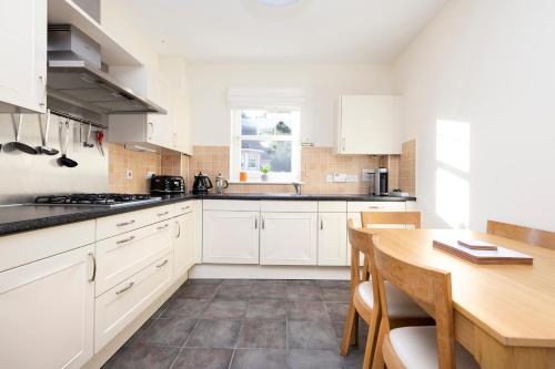 JOIVY Modern Flat with Free Parking, Edimburgo (foto 9)