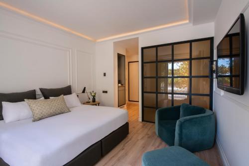 Grand Deluxe Double or Twin Room