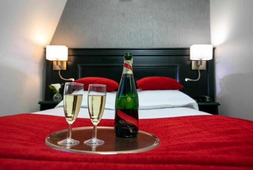 Hotel Eiffel Rive Gauche