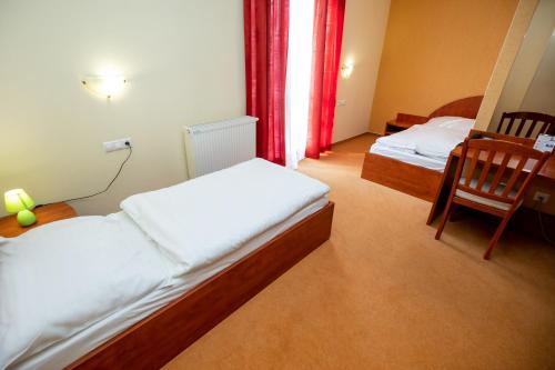 Hotel Boss - image 6