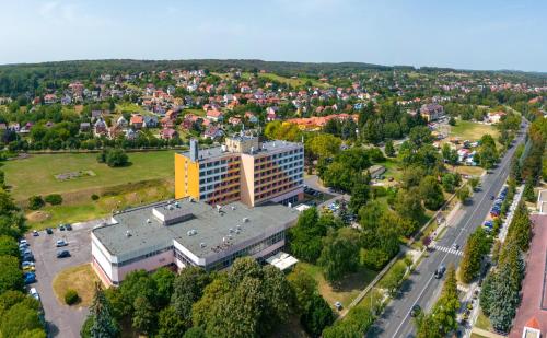 Hunguest Hotel Freya - image 13