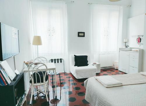 Lucretia House, Florencie