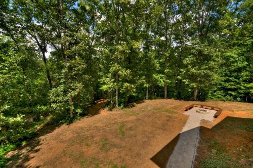 New Spacious Kitchen Deck Views And Hot Tub