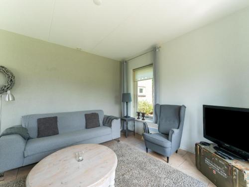  Wide view and in nature with spacious garden at dairy farm in Balkbrug