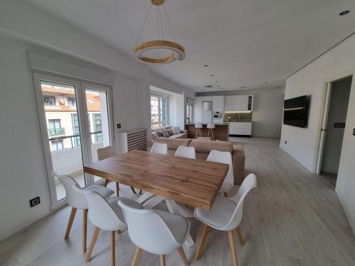 131A - Espectacular apartamento 8 personas Puerto, Gijón (fotografie 8)