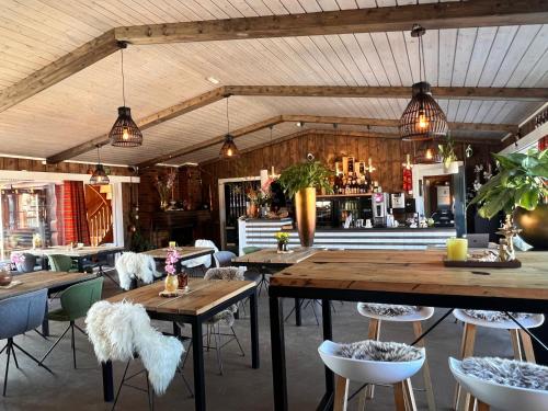 Ресторан, Måsåplassen Friisvegen Mountain Lodge (Masaplassen Friisvegen Mountain Lodge) in Рынгебу