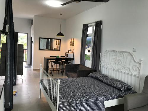 Rumah Sawah Homestay Pasir Puteh in Pasir Putih