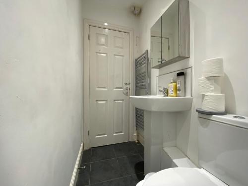 Nice Living Serviced Accommodations 3 5