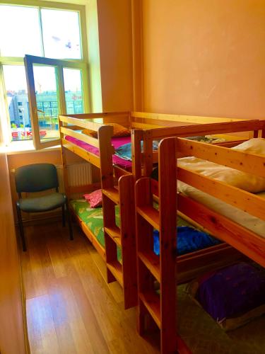 Classic Quadruple Room image 6