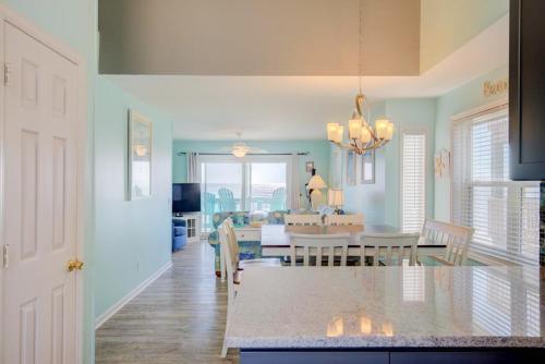 Shipwatch Villas