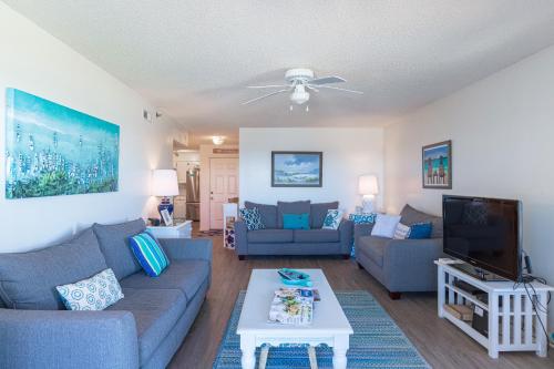 Shipwatch Villas