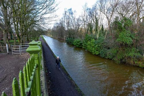 Pillo Rooms - Spacious Cosy 2 Bedroom House by Bridgewater Canal, Manchester (fotografie 6)