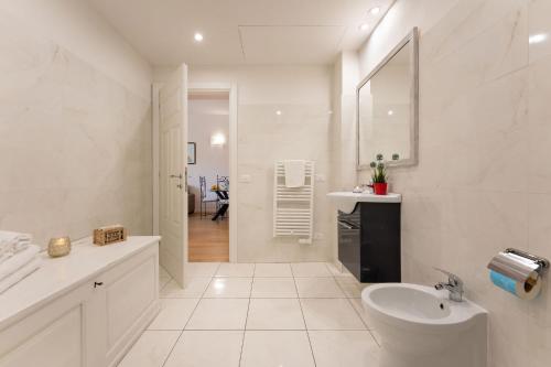 Santa Maria Novella - Flo Apartments - image 8